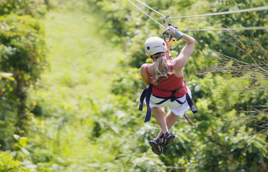 6 Considerations to Make When Hiring a Zipline Contractor
