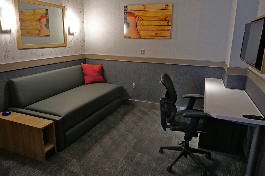 How to Actually Enjoy a Layover at Dallas-Fort Worth Airport